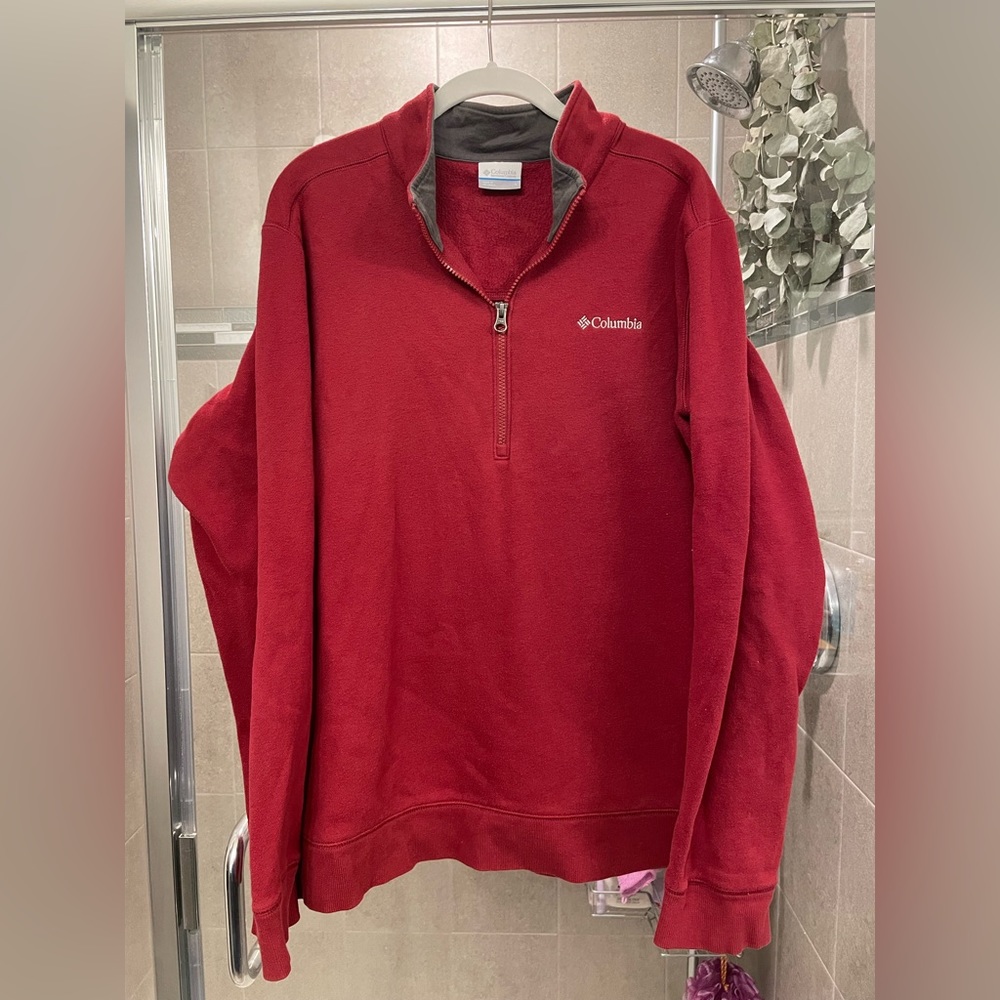 Columbia Men’s Red Quarter Zip - Size L